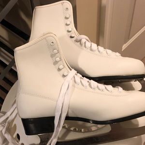 Ice skates